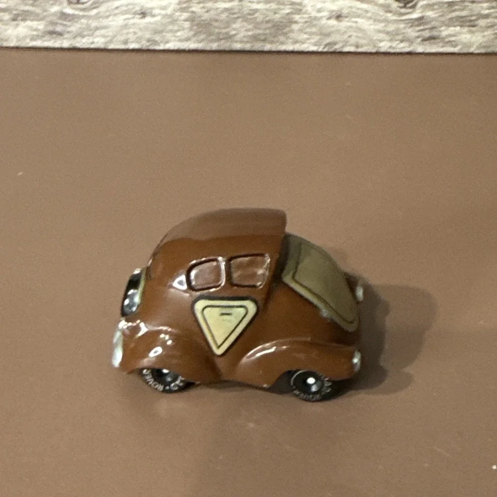 Vintage 1983 Hallmark Road Rovers Diecast Toy Car Chocolate Mouse